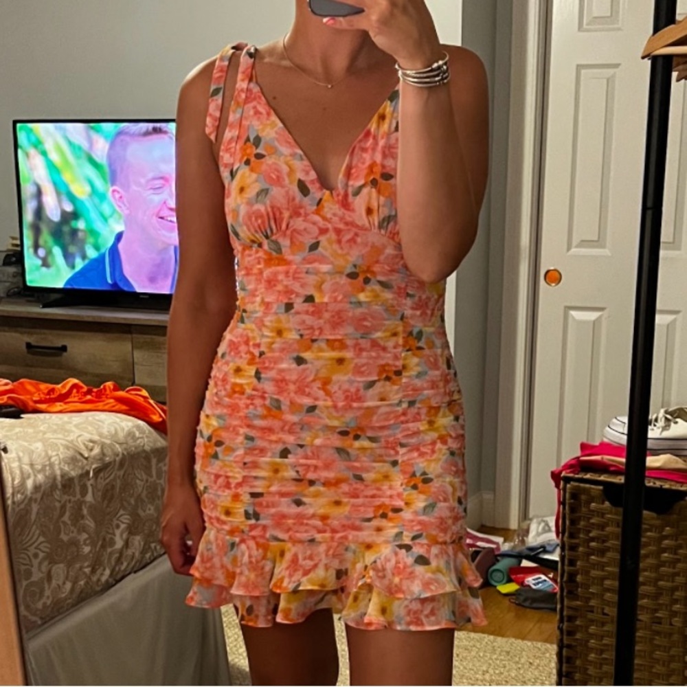 NWT Lily Rose Floral Ruched Tie Strap Mini Dress from Kohls - Picture 1 of 8